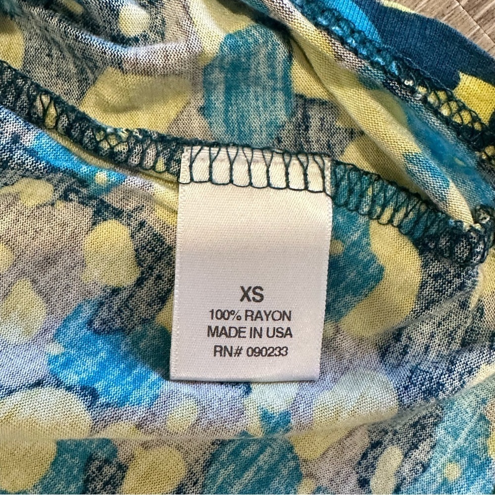 ⭐️Lilu Racerback Tank - Picture 4 of 5